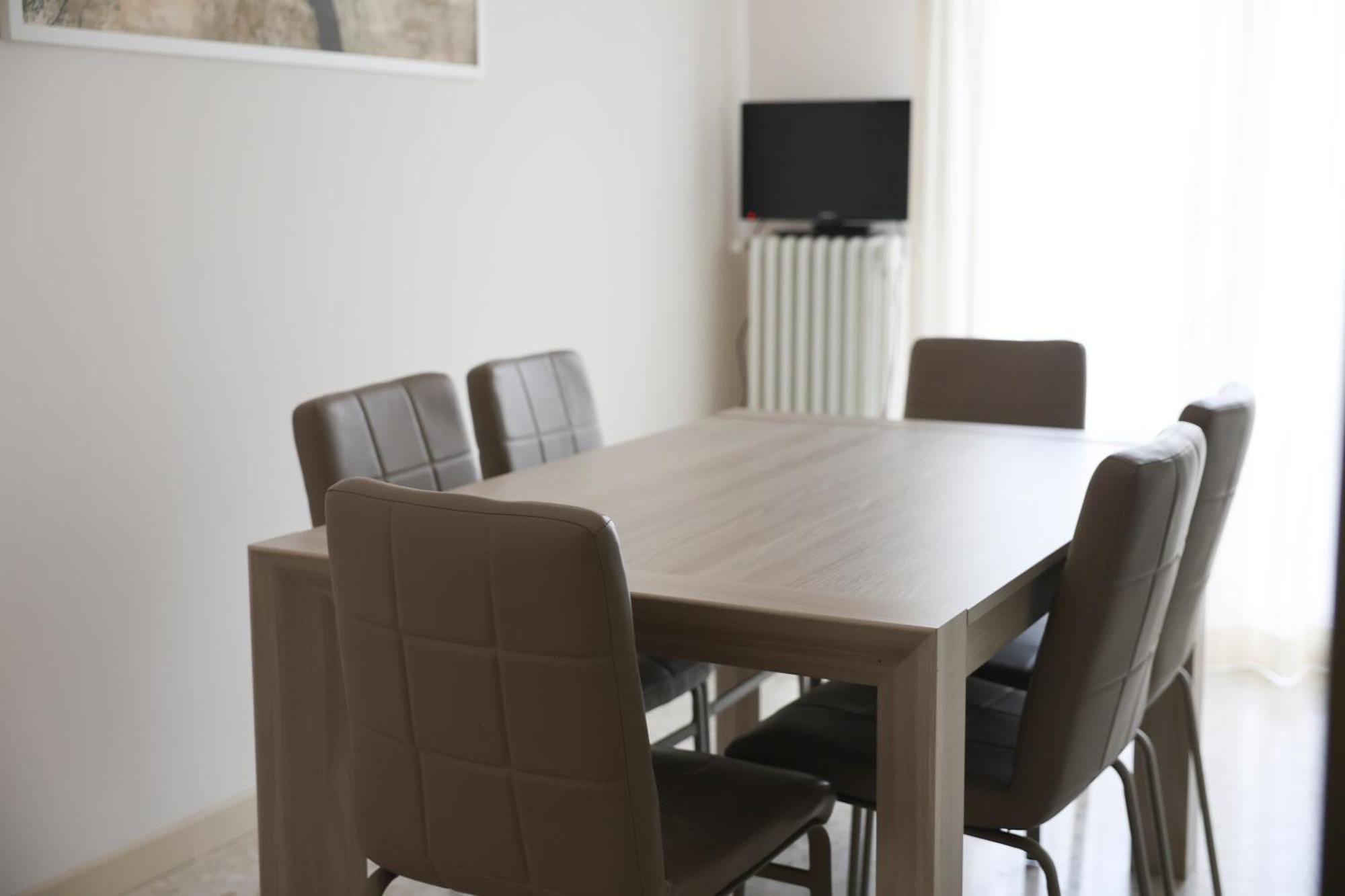 Blancohouse - Berto Luxury Rimini Centro Storico Apartamento Exterior foto